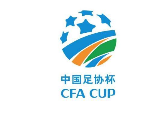 第36分钟，水晶宫头球解围不远，格瓦迪奥尔得球来一脚射门！